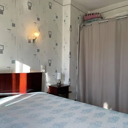 Apartment 3 Pieces 4 Couchages Sur Bn500-003 *